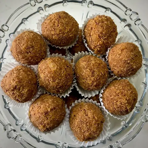 Coconut Laddu